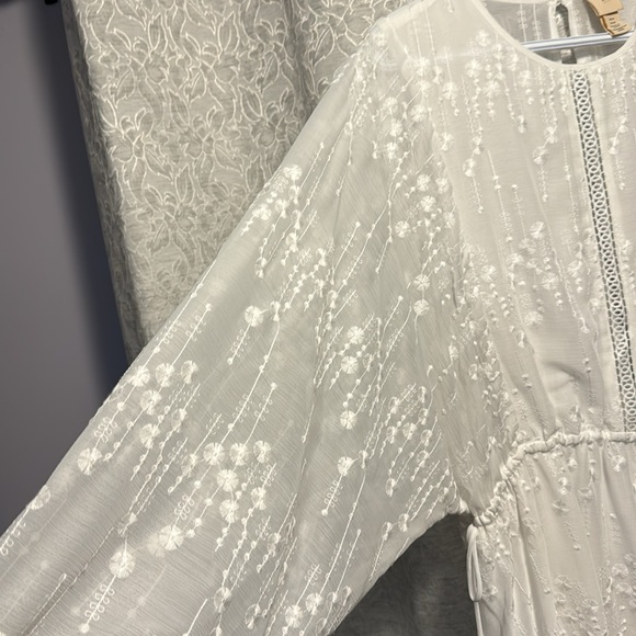 H&M white dress - Picture 4 of 4